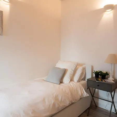 Daire Paradise Terrace - The House Of Travelers *